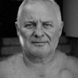 Martin, 63 years old, Paramount, USA